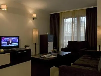 Private In St.ivan And 公寓 班斯科