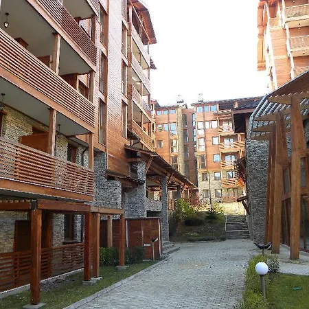 Private In St.ivan And 公寓 班斯科